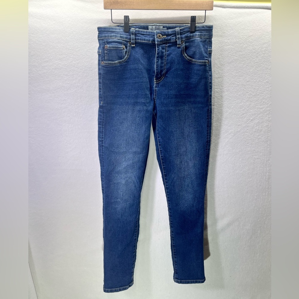 Lucky Brand Classic Straight Stretch Jeans Boys 18 Blue Denim Faded Hipster 1845